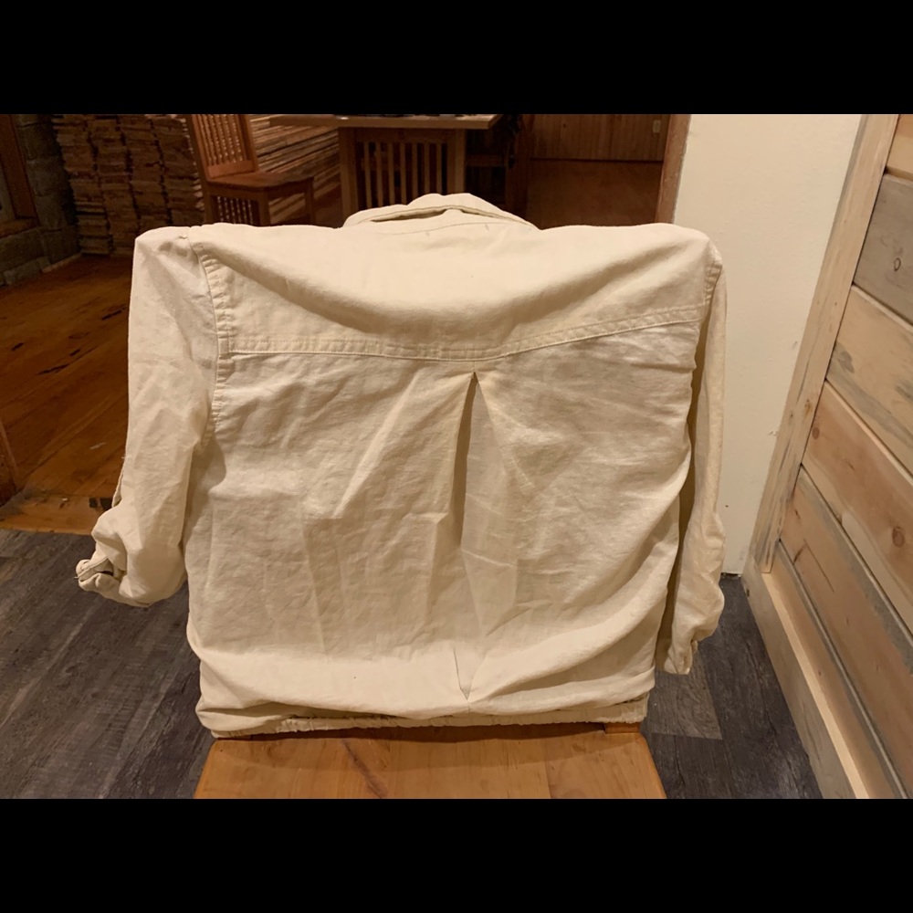 Lightweight jacket - Picture 2 of 4